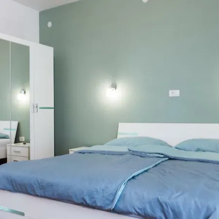 Apartment Zdt