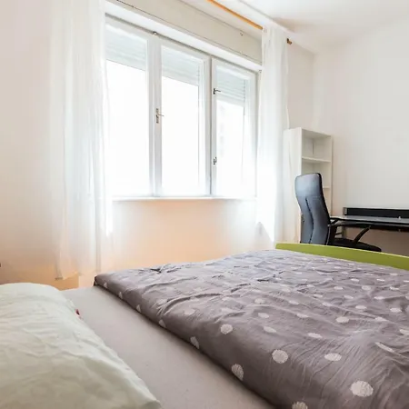 Zdt Apartment